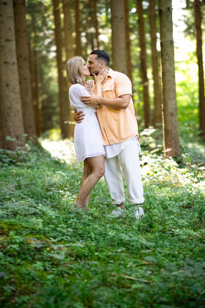 Wedding at Moschti Stäfa, Zürich. Pre-wedding session