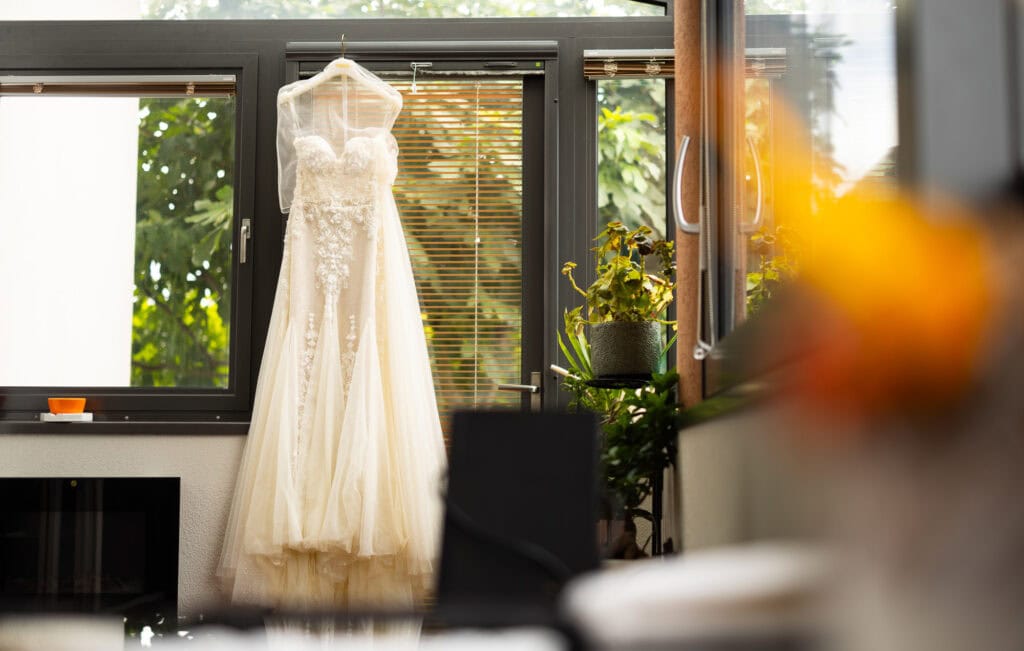 Villa Wenkenhof, Basel. Bride in her Getting Ready