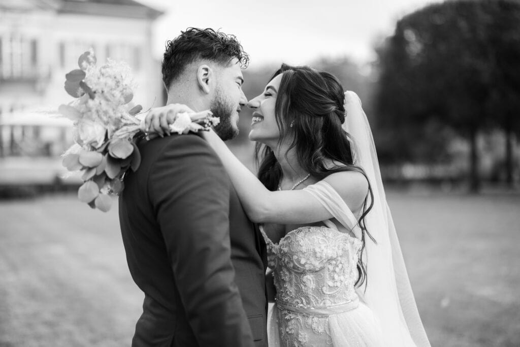 Villa Wenkenhof, Basel. Couple session with bride and groom