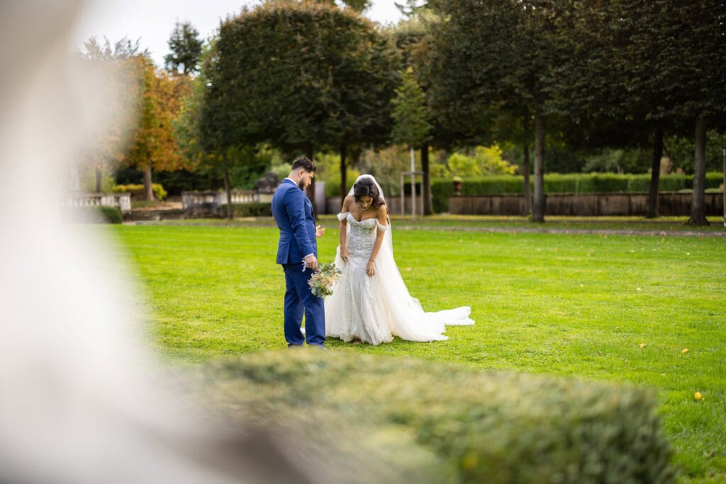 Villa Wenkenhof, Basel. Couple session with bride and groom