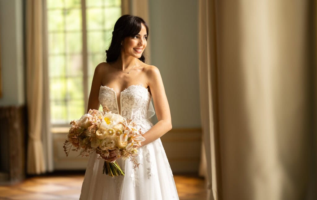 Bride before the ceremony. Bride photoshoot at Schloss Hünigen.