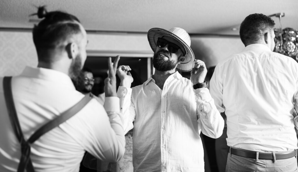 Guests dancing and celebrating during the wedding party at Schloss Hünigen in Bern