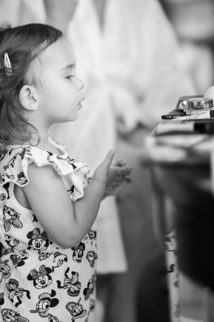 Wedding at Grand Hotel Dolder, Zürich. Getting ready with bride and daughter