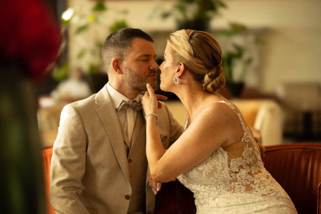 Wedding at Grand Hotel Dolder, Zürich. Couple session at the lounge