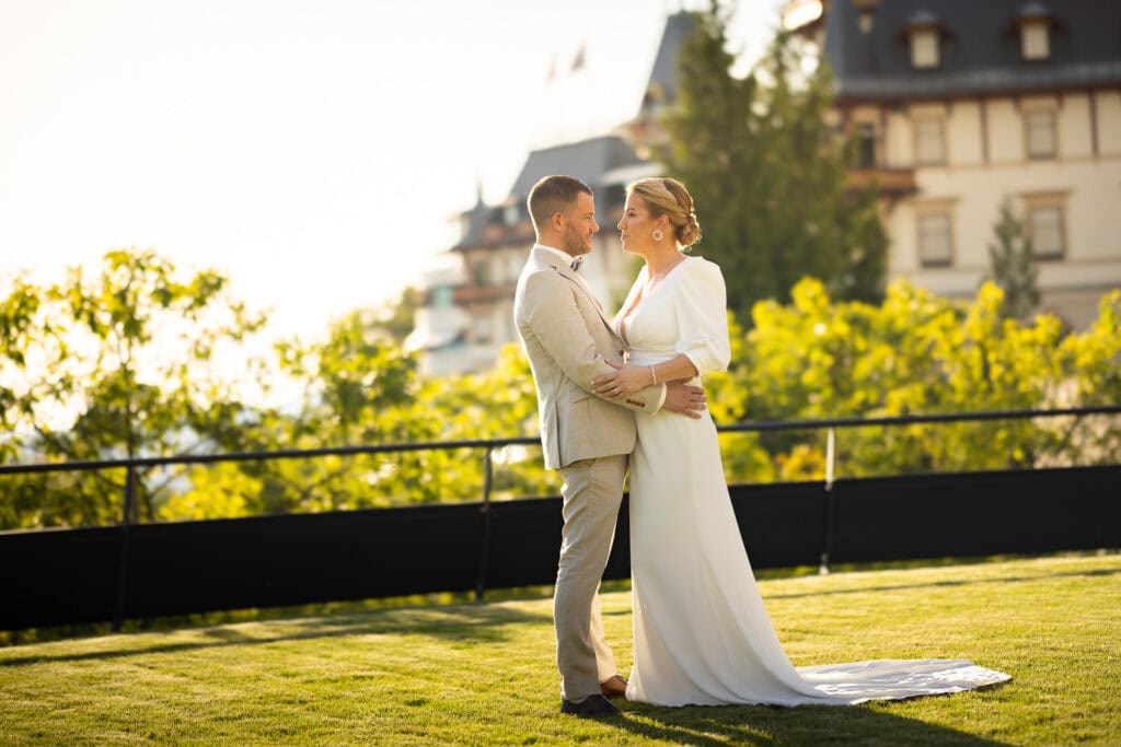 Wedding at Grand Hotel Dolder, Zürich. Sunset photoshoot with bride and groom