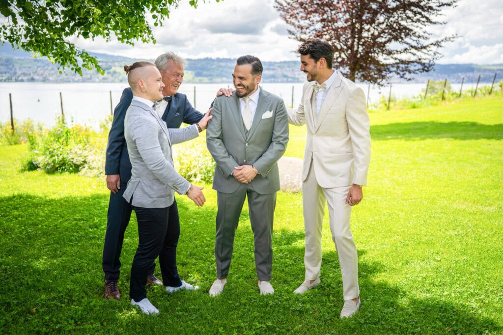 Wedding at Moschti Stäfa, Zürich. Getting ready groom