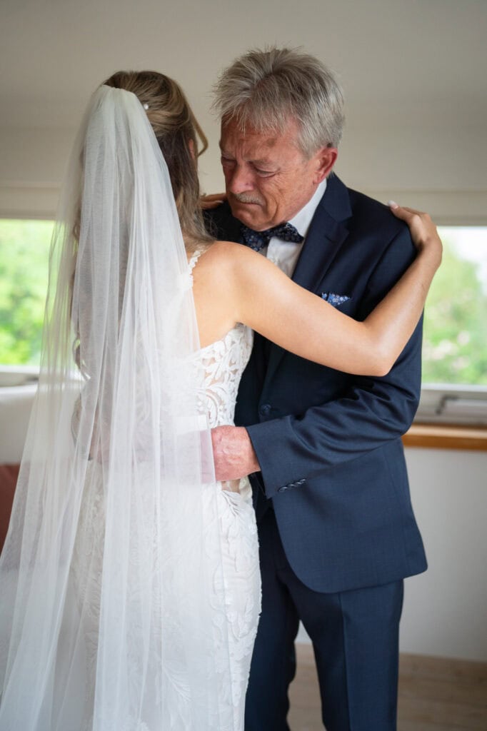 Wedding at Moschti Stäfa, Zürich. First Look with father