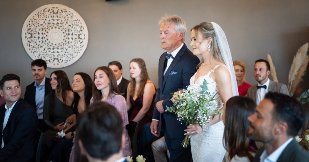 Wedding at Moschti Stäfa, Zürich. Ceremony