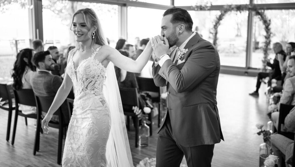 Wedding at Moschti Stäfa, Zürich. Ceremony