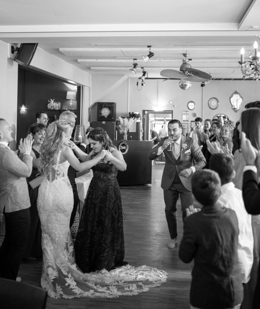 Wedding at Moschti Stäfa, Zürich. Reception and Apero