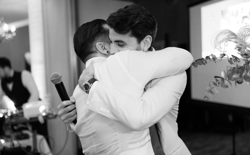 Wedding at Moschti Stäfa, Zürich. Games with bride and groom