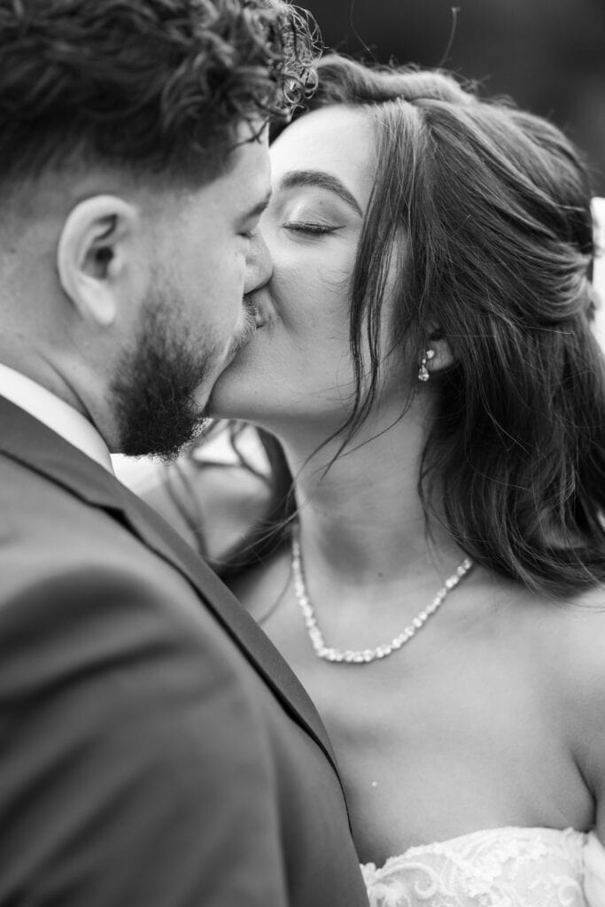 Villa Wenkenhof, Basel. Couple session with bride and groom