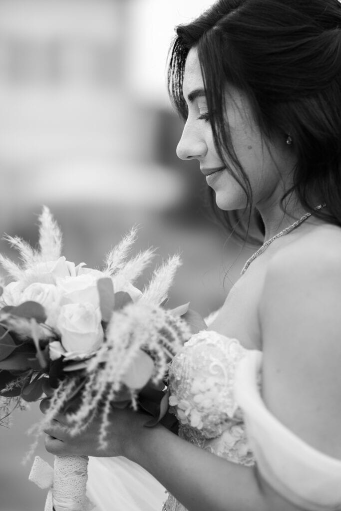 Villa Wenkenhof, Basel. Couple session with bride and groom