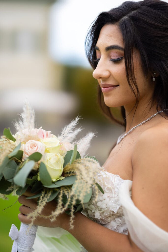 Villa Wenkenhof, Basel. Couple session with bride and groom