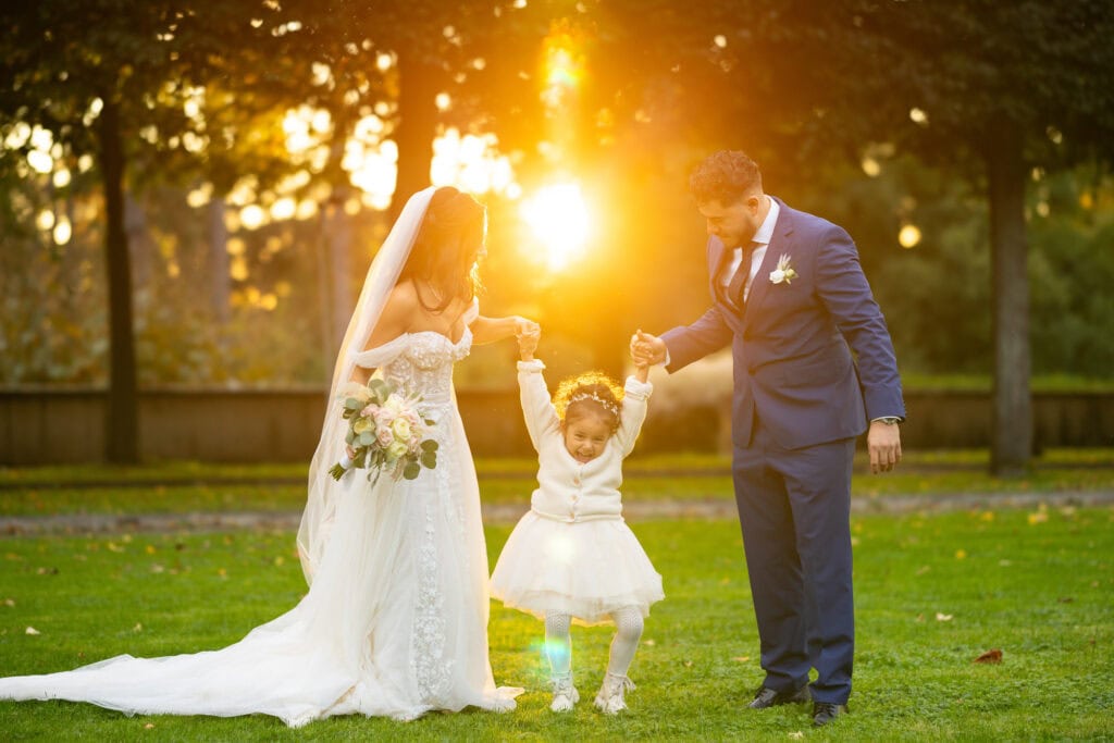 Villa Wenkenhof, Basel. Couple session with bride and groom, and her daughter