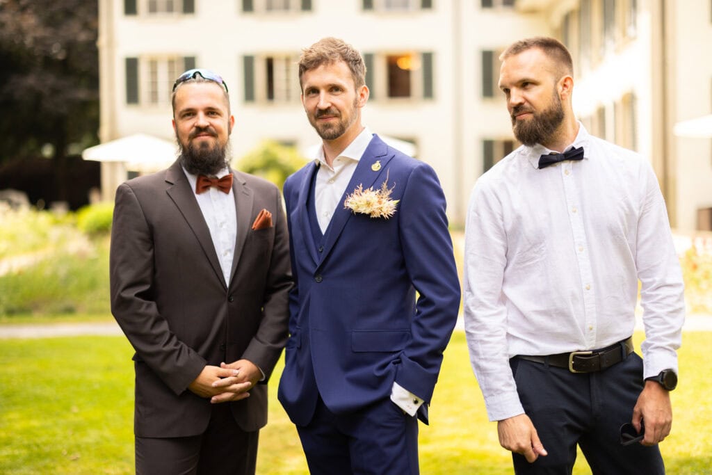 Groom and brothers. Getting ready