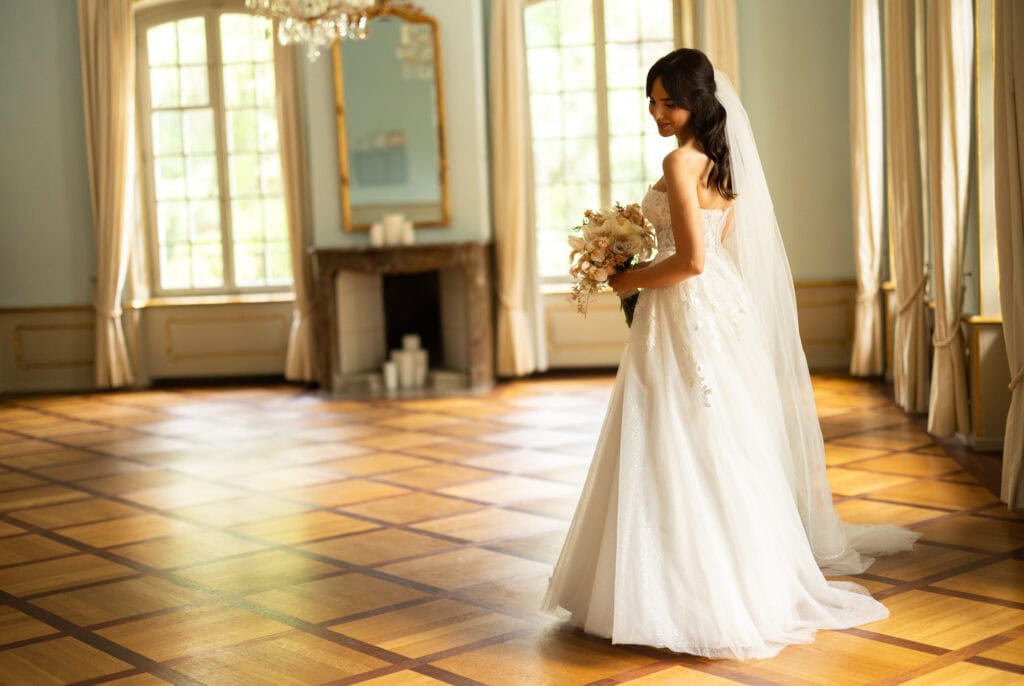 Bride before the ceremony. Bride photoshoot at Schloss Hünigen.