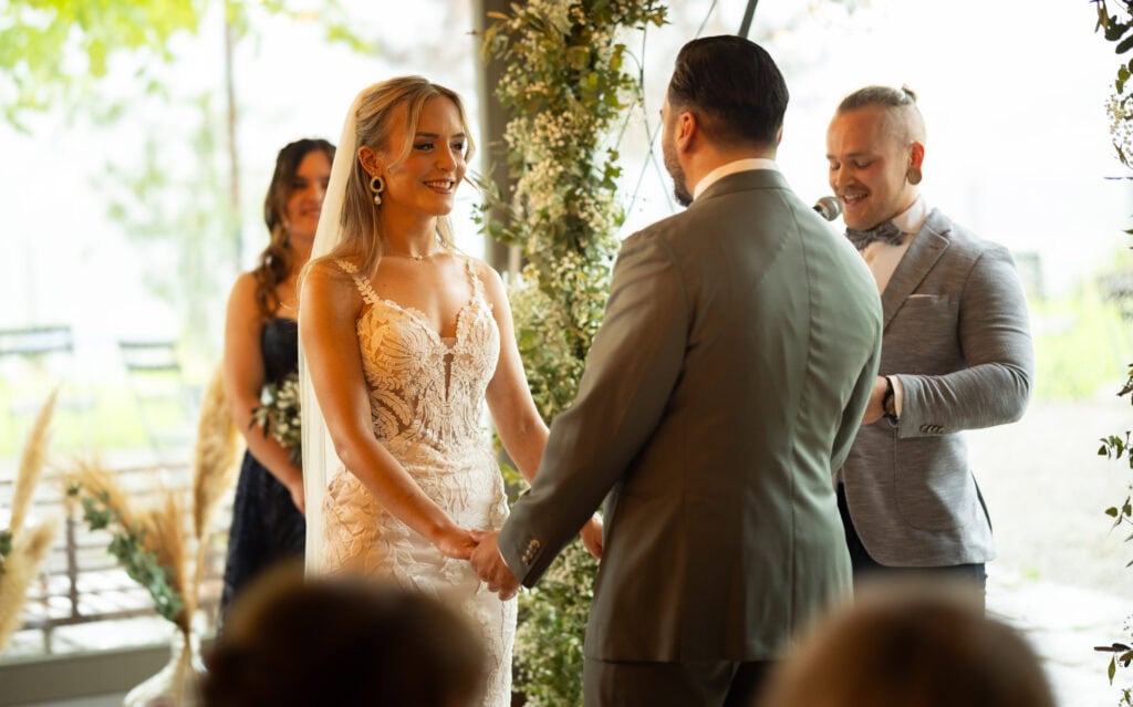 Wedding at Moschti Stäfa, Zürich. Ceremony