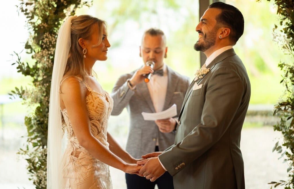 Wedding at Moschti Stäfa, Zürich. Ceremony